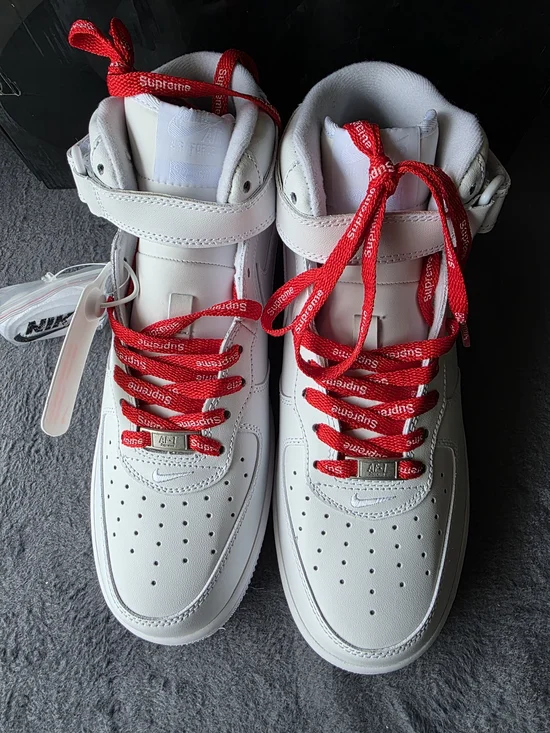 Nike White Air Force 1 High with Red Supreme Laces - Picture 12 of 16